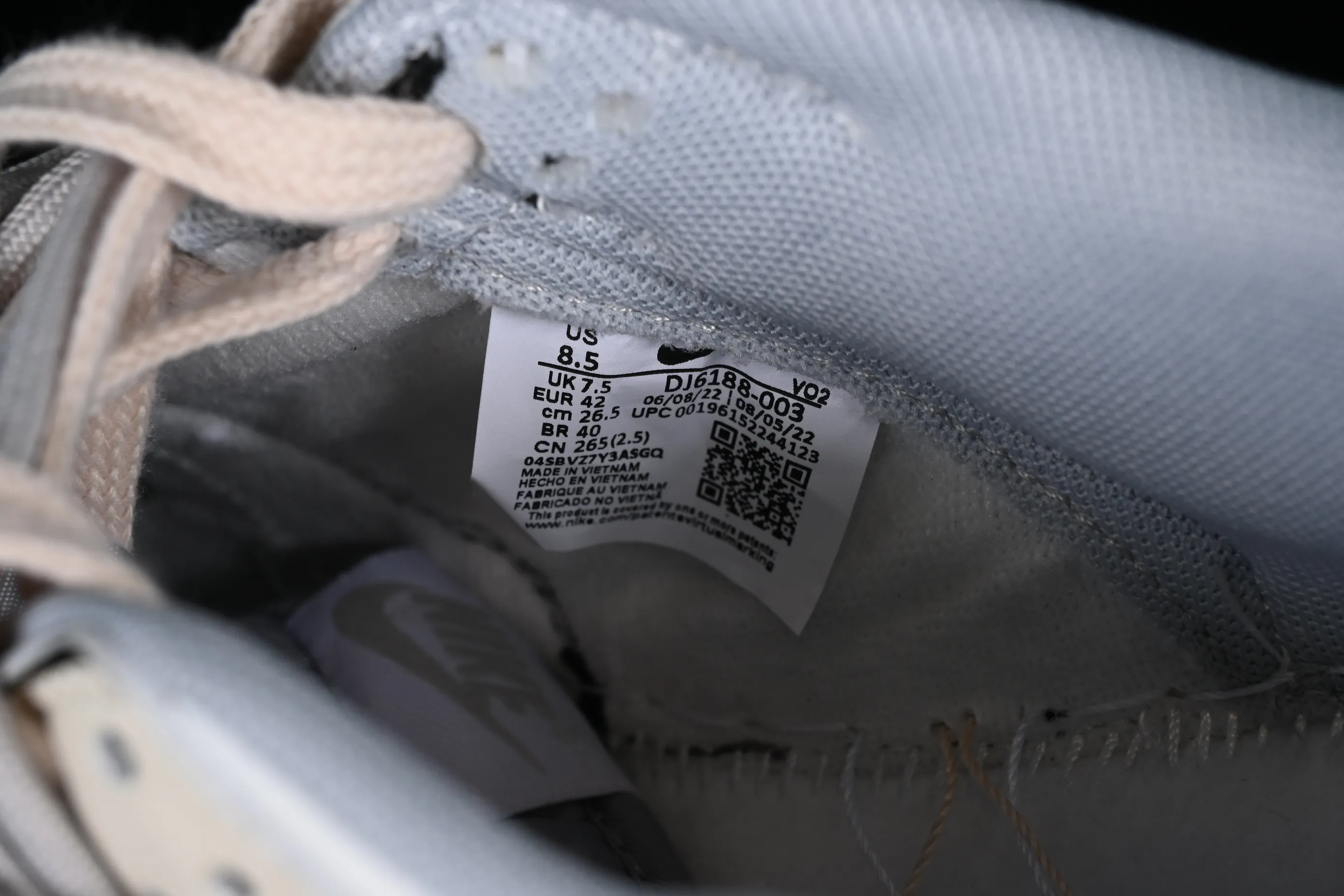 All Categories Nk SB Dunk Series Nk SB Dunk Low Low-top sneakers Nk Dunk Low Retro Panda Prank Space Exploration Star Trek Customized version of deconstructed straps retro distressed Panda low-top sneakers DJ6188-003